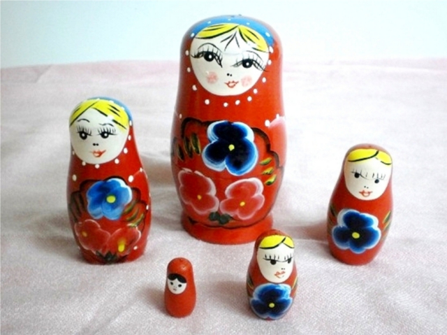 Vintage Russian Nesting Dolls from ArtRachel