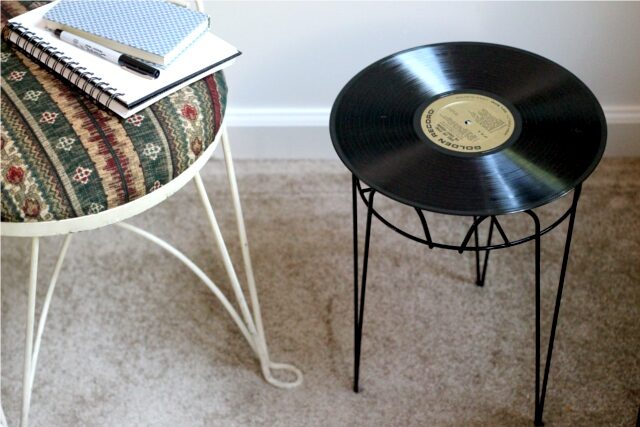 record-side-table-1242119