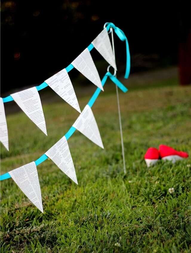 a bunting a-bunting-2971516